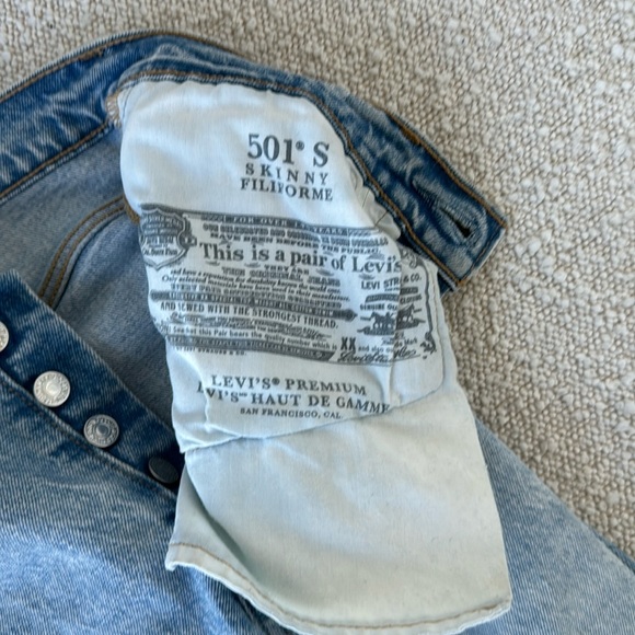 Levi’s 501 Skinny - Picture 2 of 5